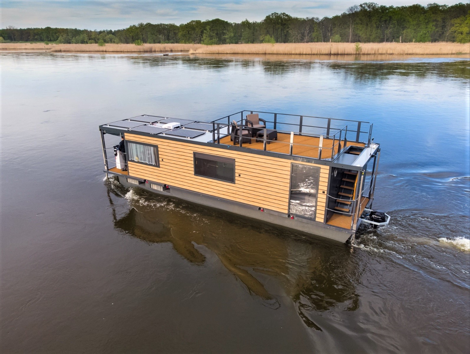 Floating house manufacturer, new for sale 