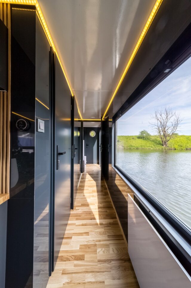 floating apartments and lodges Poland