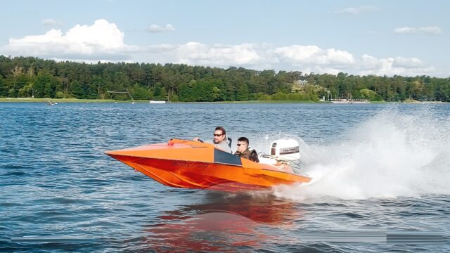h1 stealth ultra speed boat