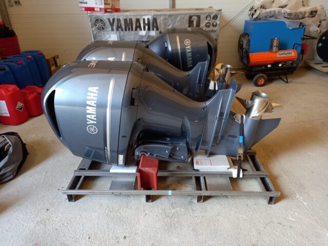 new outboard 300 V6