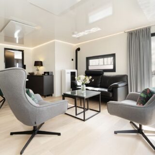 buy a new waterfront houseboat in the UK