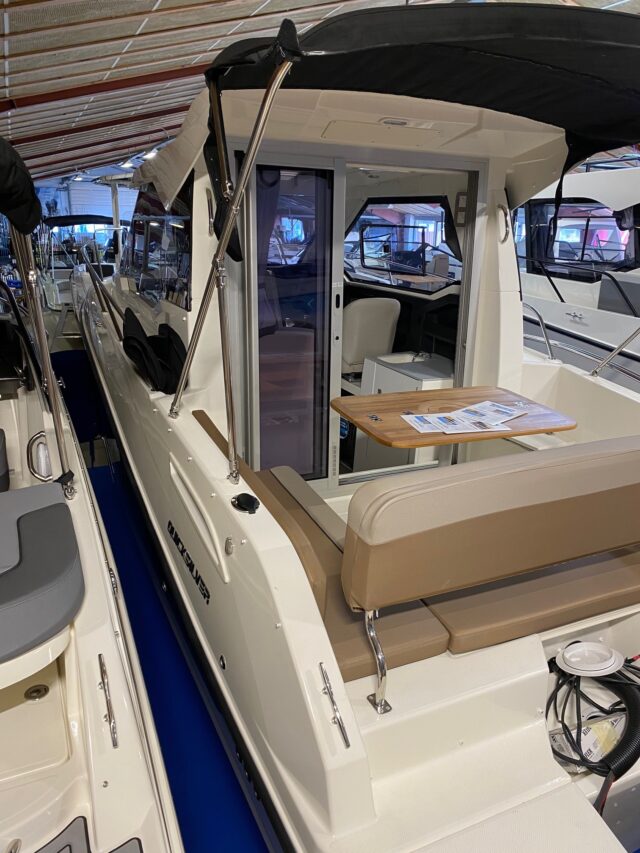 quicksilver 675 price boat with cabin